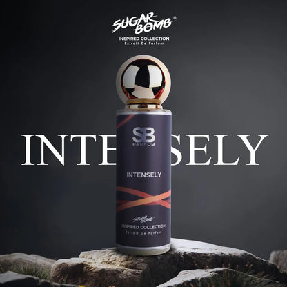 SugarBomb Intensely Extrait De Parfum infographic breaking down fragrance notes of pink pepper, toffee, and amber wood inspired by Emporio Armani Stronger With You Intensely, shown on a white stone pedestal.